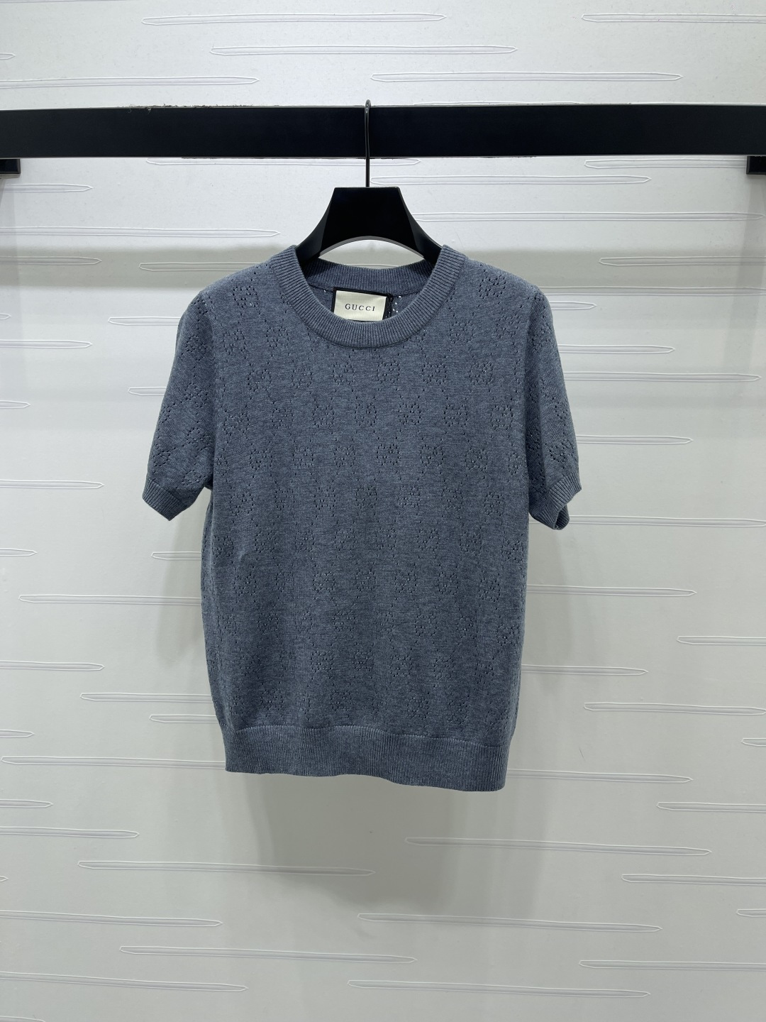 Women's short sleeves